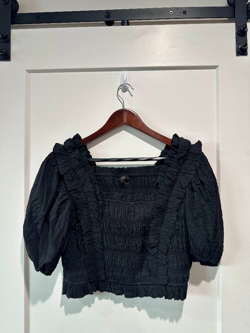 Free The Roses Smocked Puff Sleeve Crop Top Black Size L NWOT